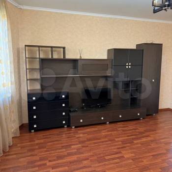 Сдается 2-х комнатная квартира, 77,2 м²