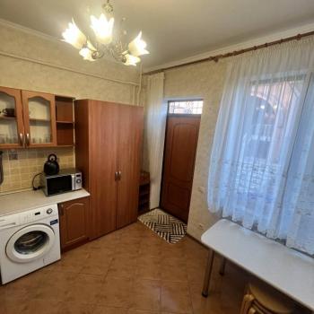 Сдается 1-комнатная квартира, 50 м²