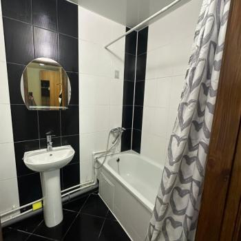 Сдается 1-комнатная квартира, 42 м²