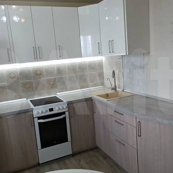 Продается 1-комнатная квартира, 38 м²