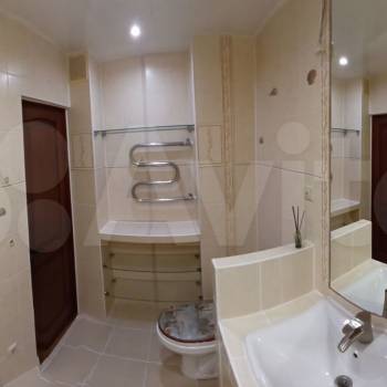 Продается 1-комнатная квартира, 38 м²