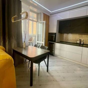 Продается 2-х комнатная квартира, 56 м²