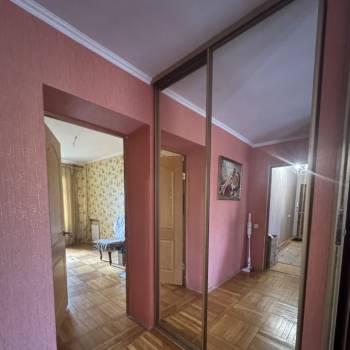 Продается 3-х комнатная квартира, 63 м²