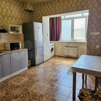 Сдается 1-комнатная квартира, 42,3 м²