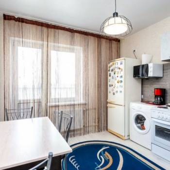 Продается 2-х комнатная квартира, 56 м²