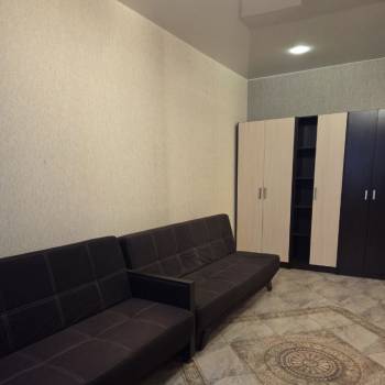 Продается 1-комнатная квартира, 37 м²