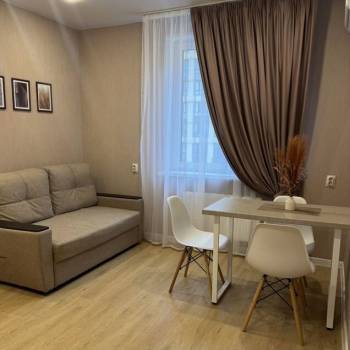 Сдается 1-комнатная квартира, 42 м²