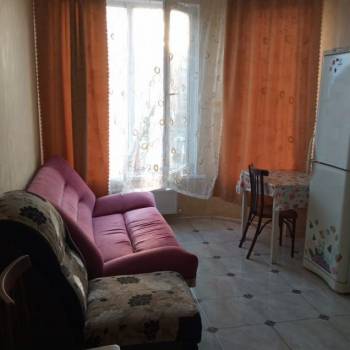 Сдается 1-комнатная квартира, 49 м²