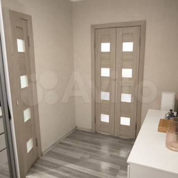 Продается 1-комнатная квартира, 40 м²