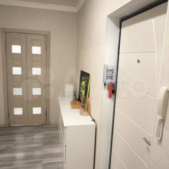 Продается 1-комнатная квартира, 40 м²