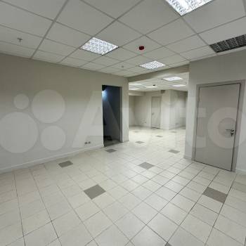 Продается Нежилое помещение, 135 м²