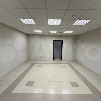 Продается Нежилое помещение, 135 м²