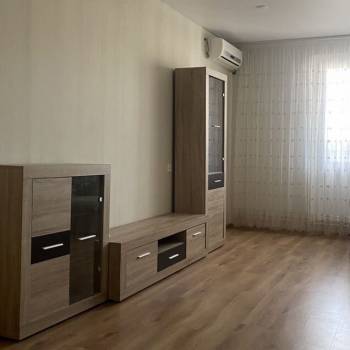 Сдается 2-х комнатная квартира, 70 м²