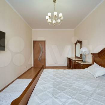 Сдается 2-х комнатная квартира, 90 м²