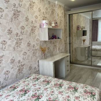 Продается 1-комнатная квартира, 42,3 м²