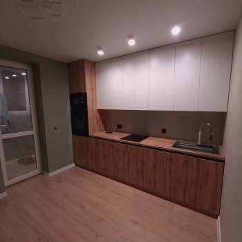 Продается 1-комнатная квартира, 38 м²