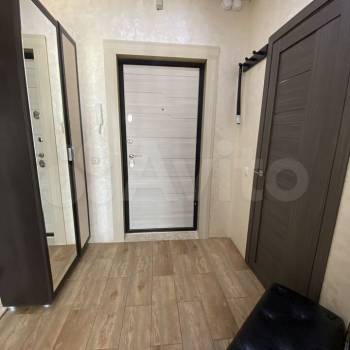 Продается 1-комнатная квартира, 40 м²