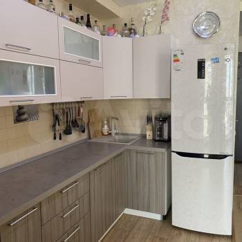 Продается 1-комнатная квартира, 40 м²