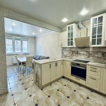 Продается 2-х комнатная квартира, 71,7 м²