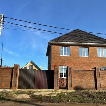 Продается Дом, 220 м²