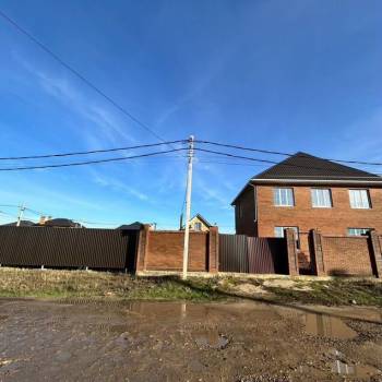 Продается Дом, 220 м²