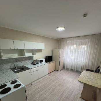 Сдается 2-х комнатная квартира, 56 м²