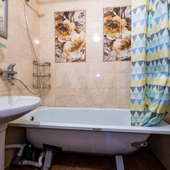 Сдается Многокомнатная квартира, 56 м²