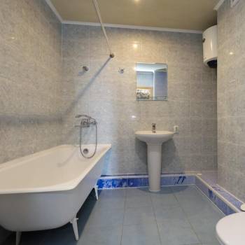 Продается 1-комнатная квартира, 52,8 м²