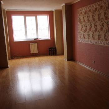 Сдается 2-х комнатная квартира, 81,2 м²