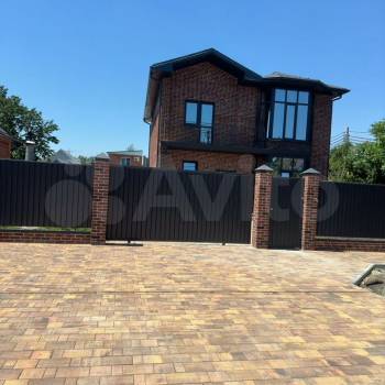 Продается Дом, 198 м²