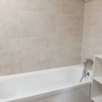 Продается 1-комнатная квартира, 47 м²