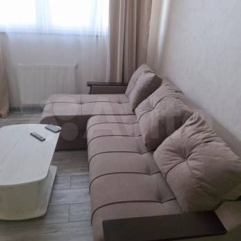 Сдается 2-х комнатная квартира, 42 м²