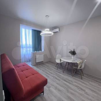 Сдается 1-комнатная квартира, 37 м²