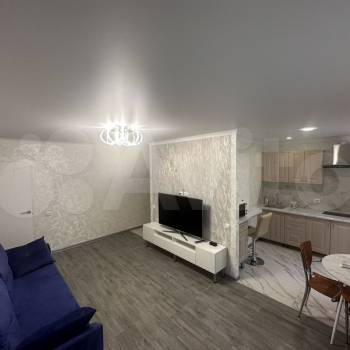 Сдается 1-комнатная квартира, 50 м²