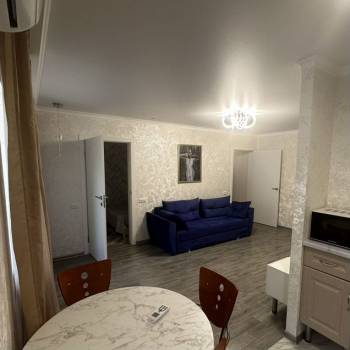 Сдается 1-комнатная квартира, 50 м²