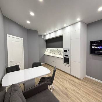 Сдается 1-комнатная квартира, 43 м²