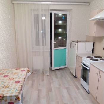 Сдается 1-комнатная квартира, 42 м²