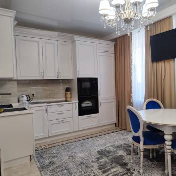 Сдается Многокомнатная квартира, 108 м²