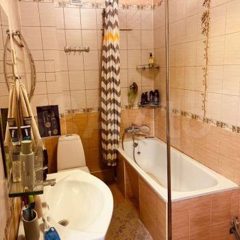 Продается 2-х комнатная квартира, 58 м²