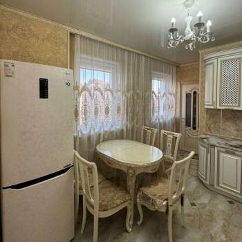 Сдается Многокомнатная квартира, 63,5 м²