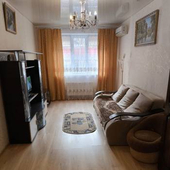 Сдается 1-комнатная квартира, 42 м²