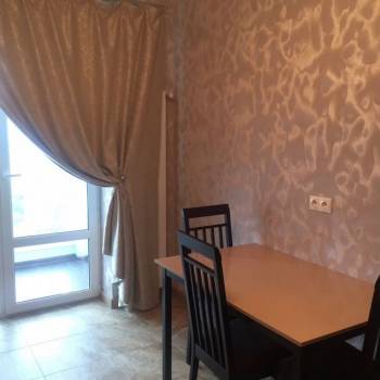 Сдается 1-комнатная квартира, 45 м²