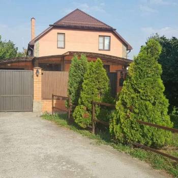 Продается Дом, 200 м²