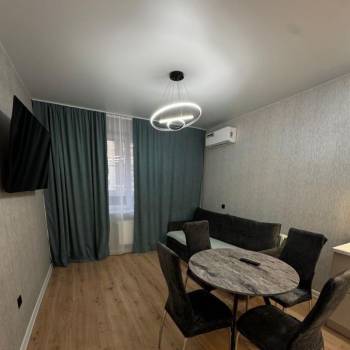 Сдается 1-комнатная квартира, 39 м²