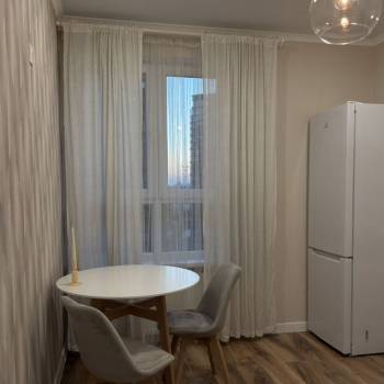 Сдается 1-комнатная квартира, 37 м²