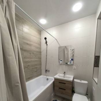 Продается 1-комнатная квартира, 40 м²