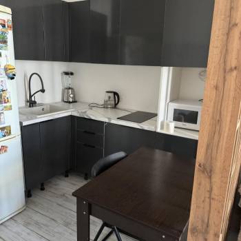 Продается 1-комнатная квартира, 45 м²