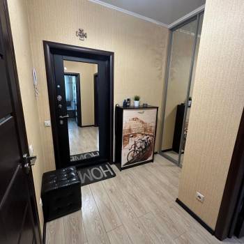 Продается 1-комнатная квартира, 47,3 м²