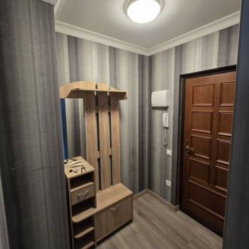 Продается 1-комнатная квартира, 53,2 м²