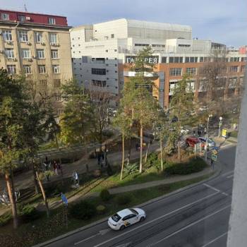 Продается 1-комнатная квартира, 53,2 м²